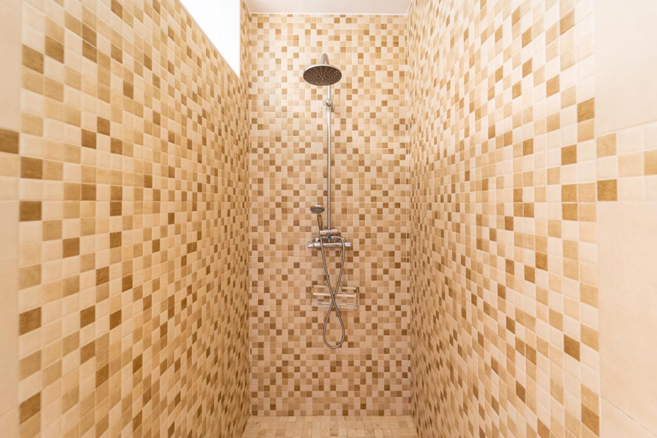 Apartamento Jibazahora Piscis Bagian luar foto