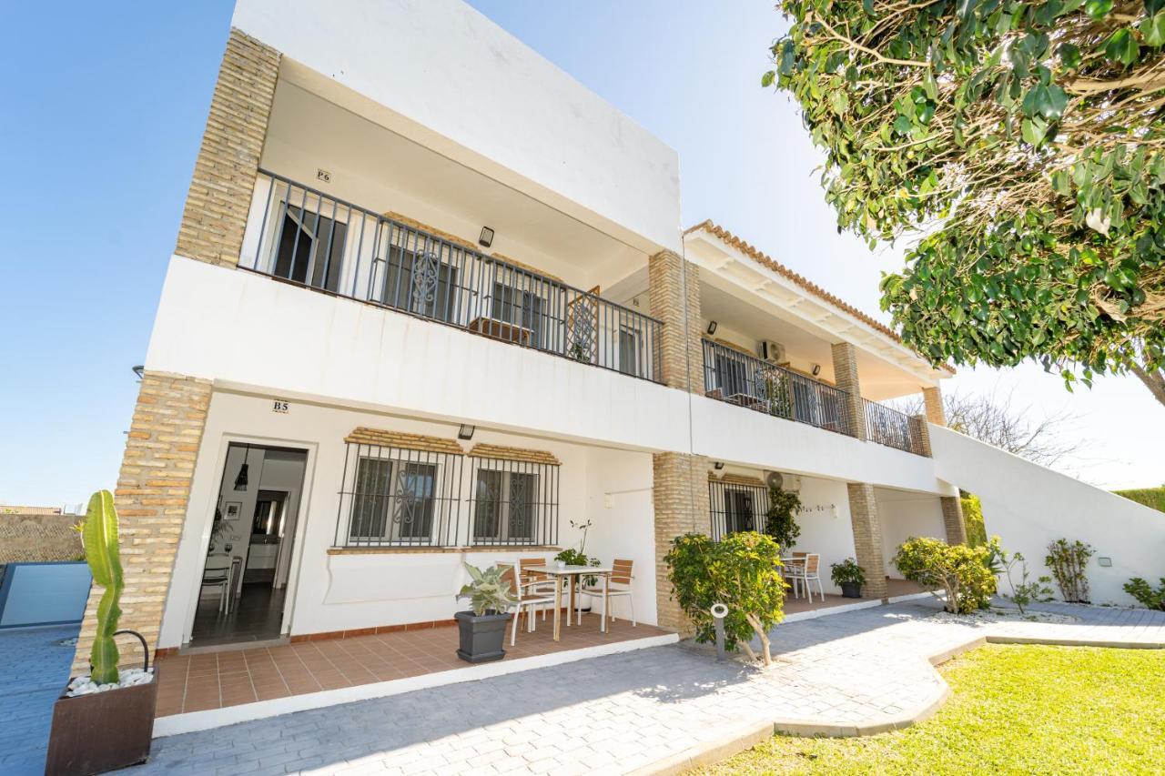 Apartamento Jibazahora Piscis Bagian luar foto